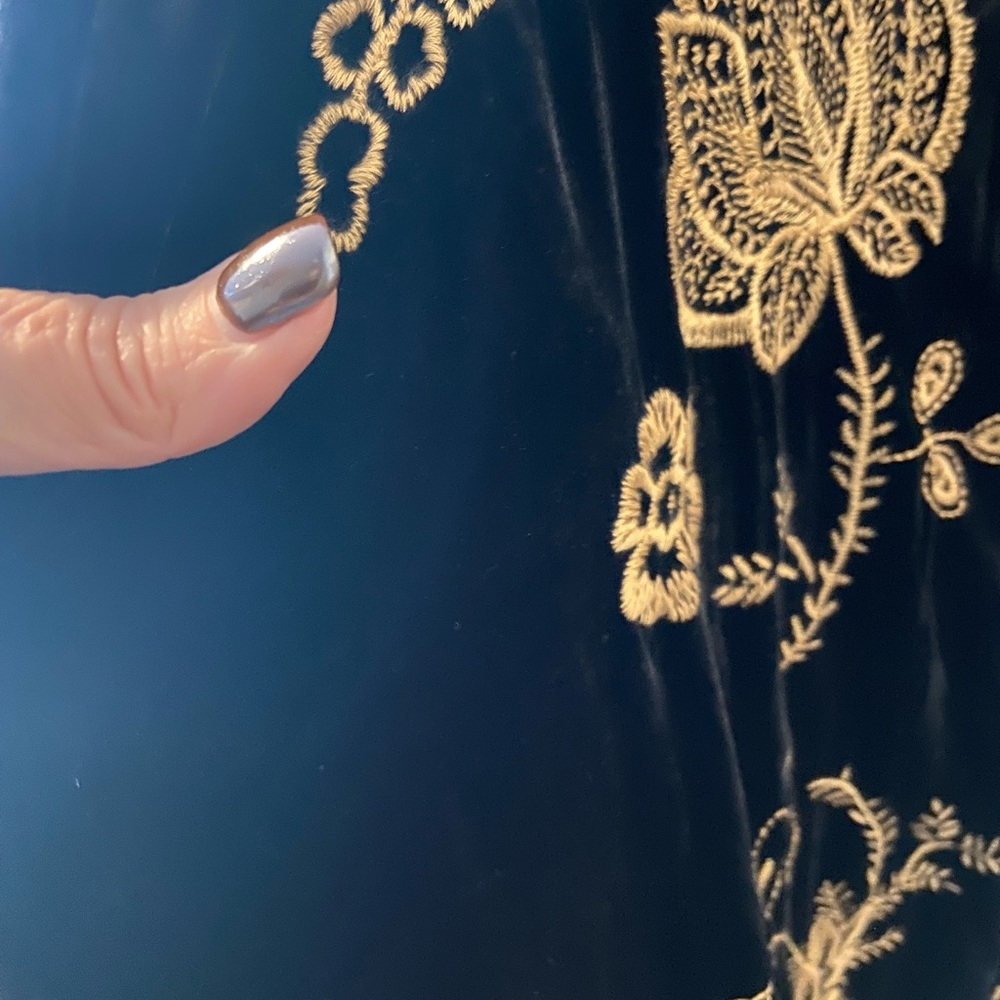 Johnny Was Black and Gold Embroidered Kimono. SUNDAY SALE ππππππ - Picture 6 of 6